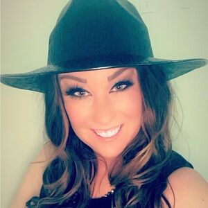 Meet your Posher, Sonnie